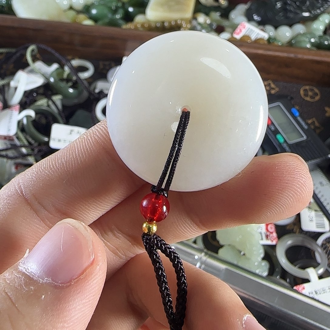 和田玉吊坠(不含链)未镶嵌193