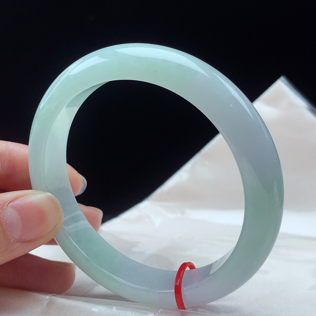 翡翠手镯未镶嵌58圈3221