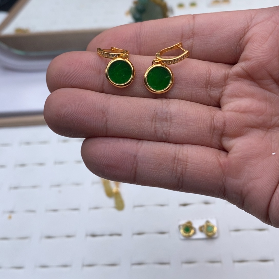 翡翠未镶嵌手链天然a货翡翠50