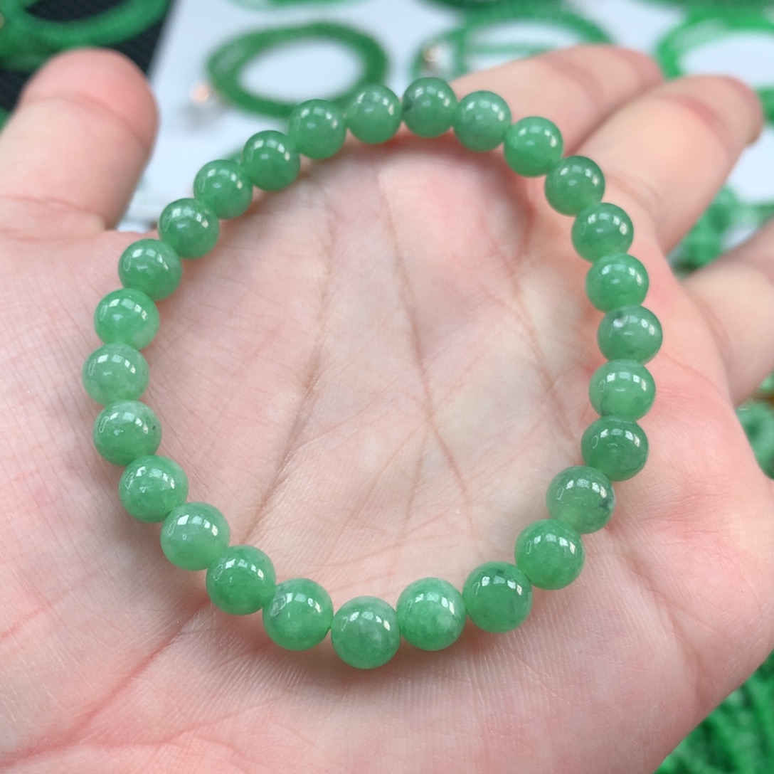 翡翠手链未镶嵌翡翠