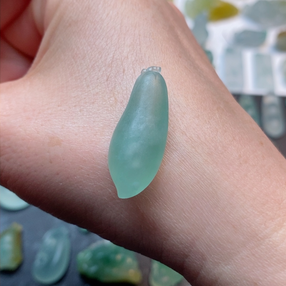 定制翡翠未镶嵌瓜