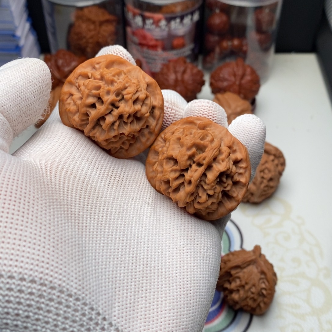 枫***筱文玩核桃把件全品秦闷