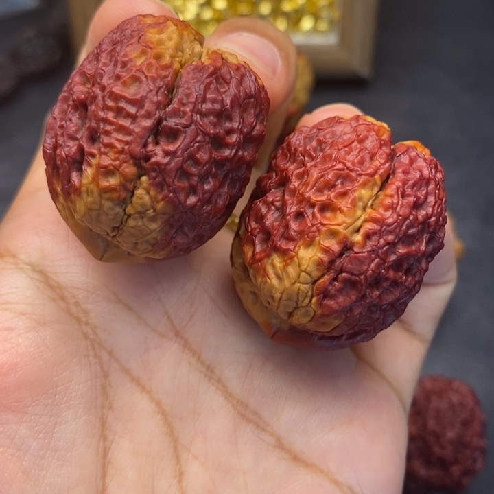 文玩核桃把件40尺金蟒元宝