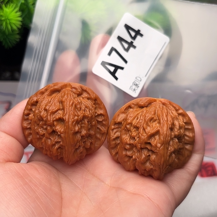 把件桃核核桃白狮子43