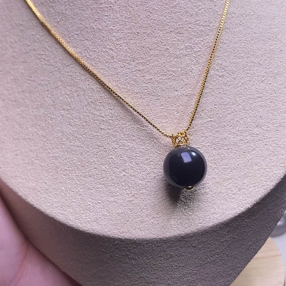 和田玉未镶嵌颈饰浓烟紫老料冰底金镶圆珠