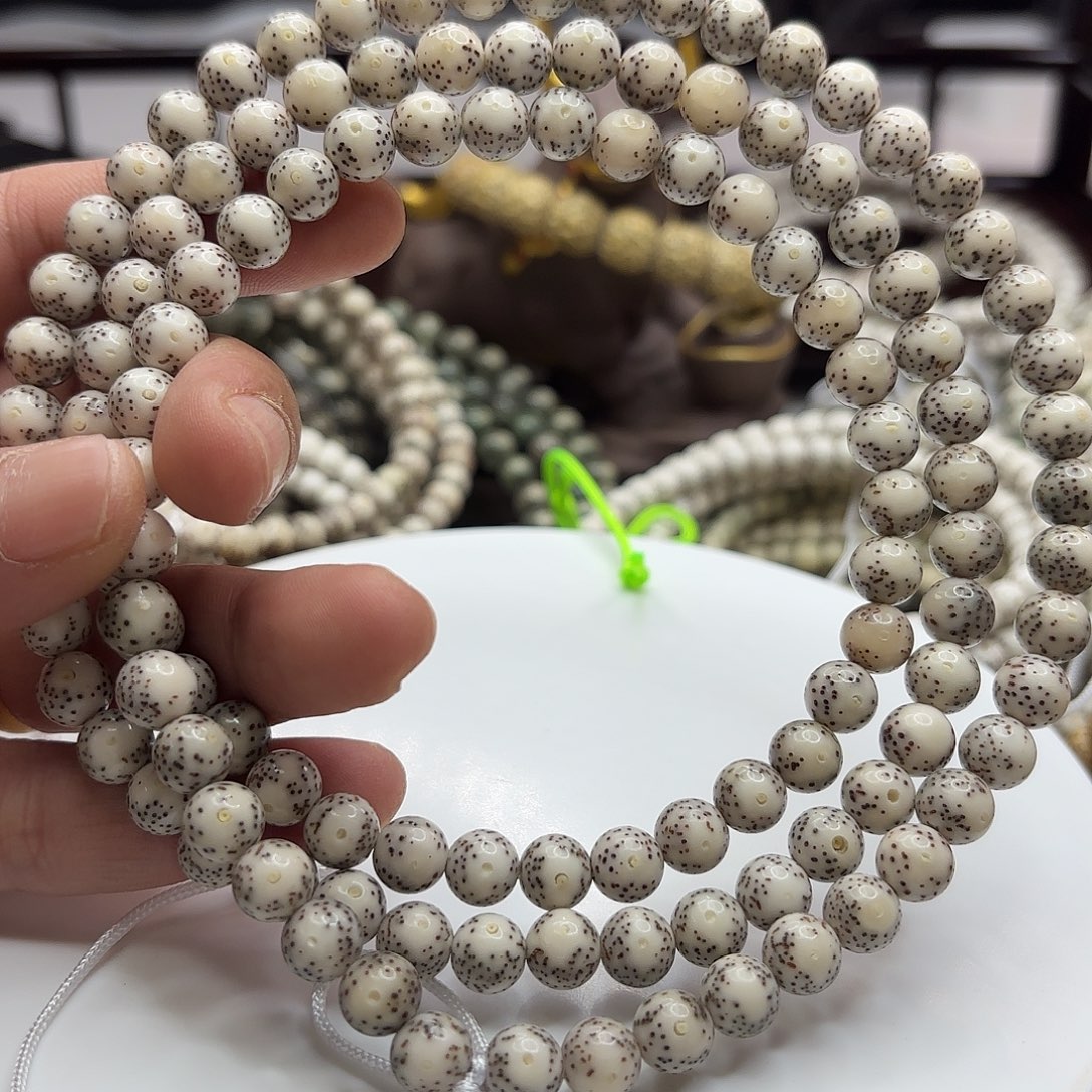 手串星月菩提8龙蛋骨瓷白大留白