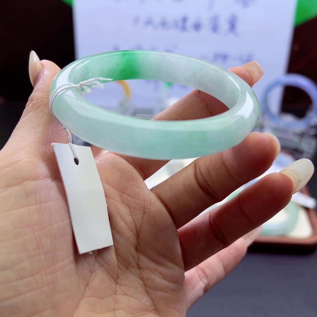 玉54-56正圈玉手镯