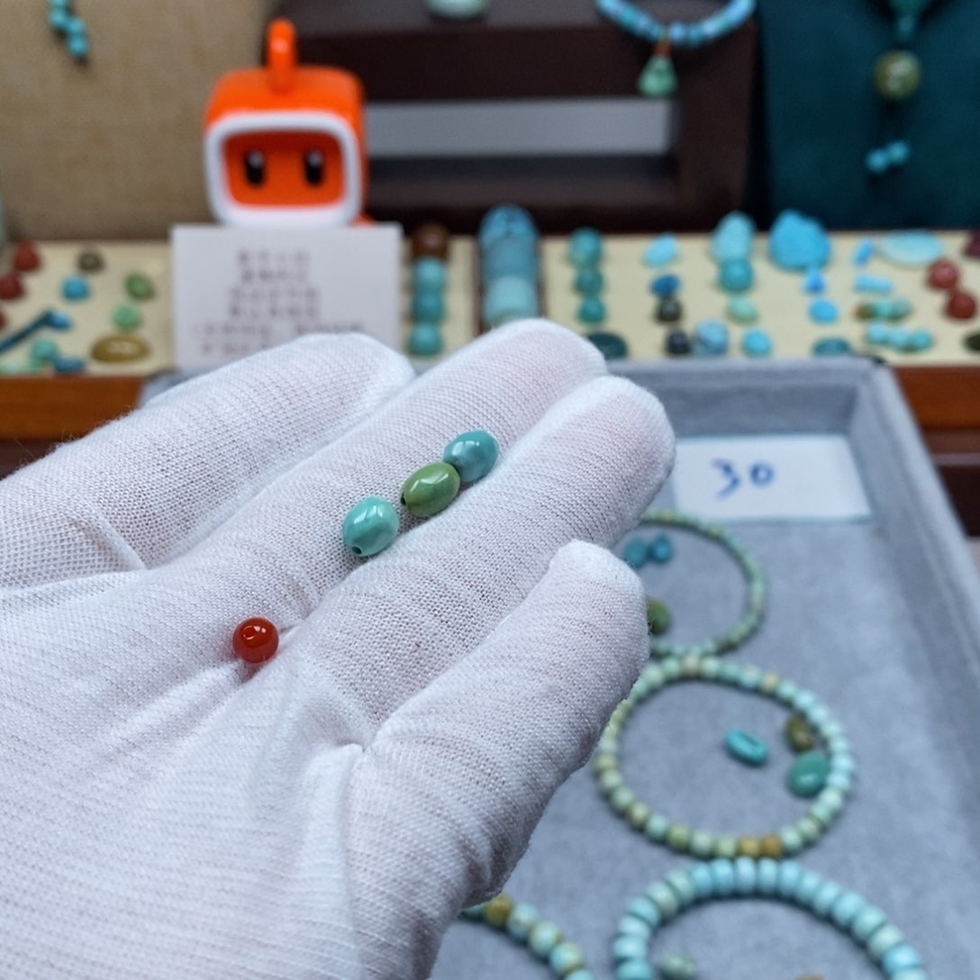 未镶嵌配饰南红玛瑙