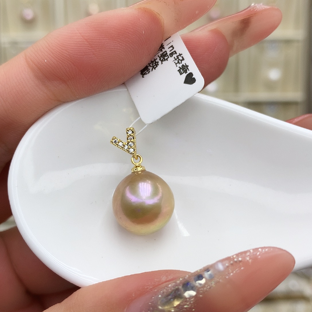 淡水珍珠合金颈饰