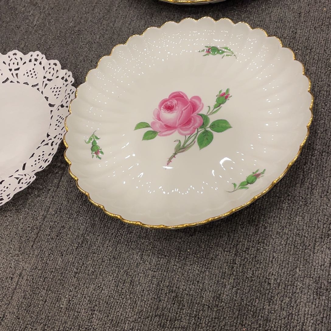 瓷片中古二等红玫瑰