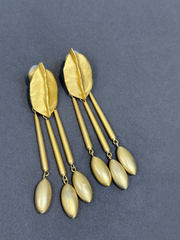 铜合金耳饰 Vintage美产素金扫肩耳夹