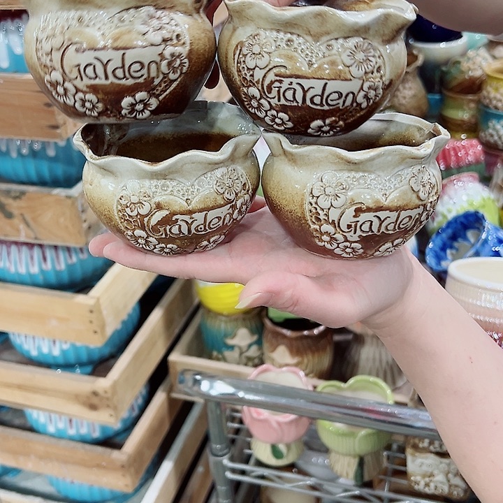 有孔，凑单福利满10元发货陶瓷多肉花盆！