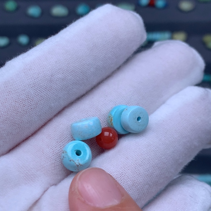 南红玛瑙未镶嵌珠宝奇石