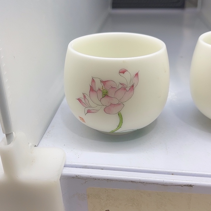 福利待遇多多哦哦哦哦