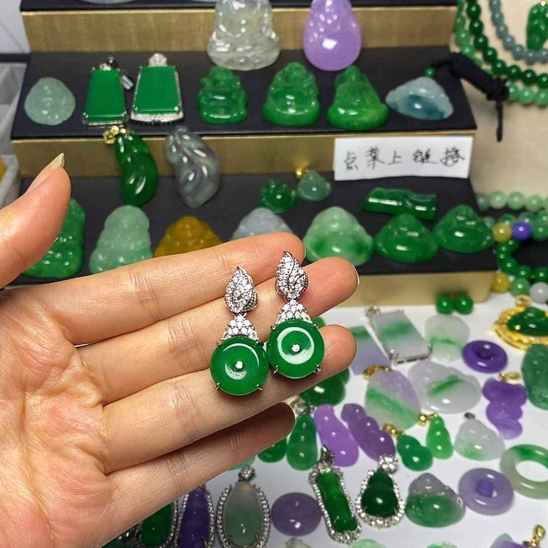 翡翠未镶嵌颈饰翡翠未镶嵌吊坠非a2