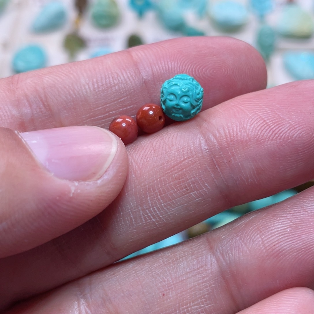 南红玛瑙配饰未镶嵌