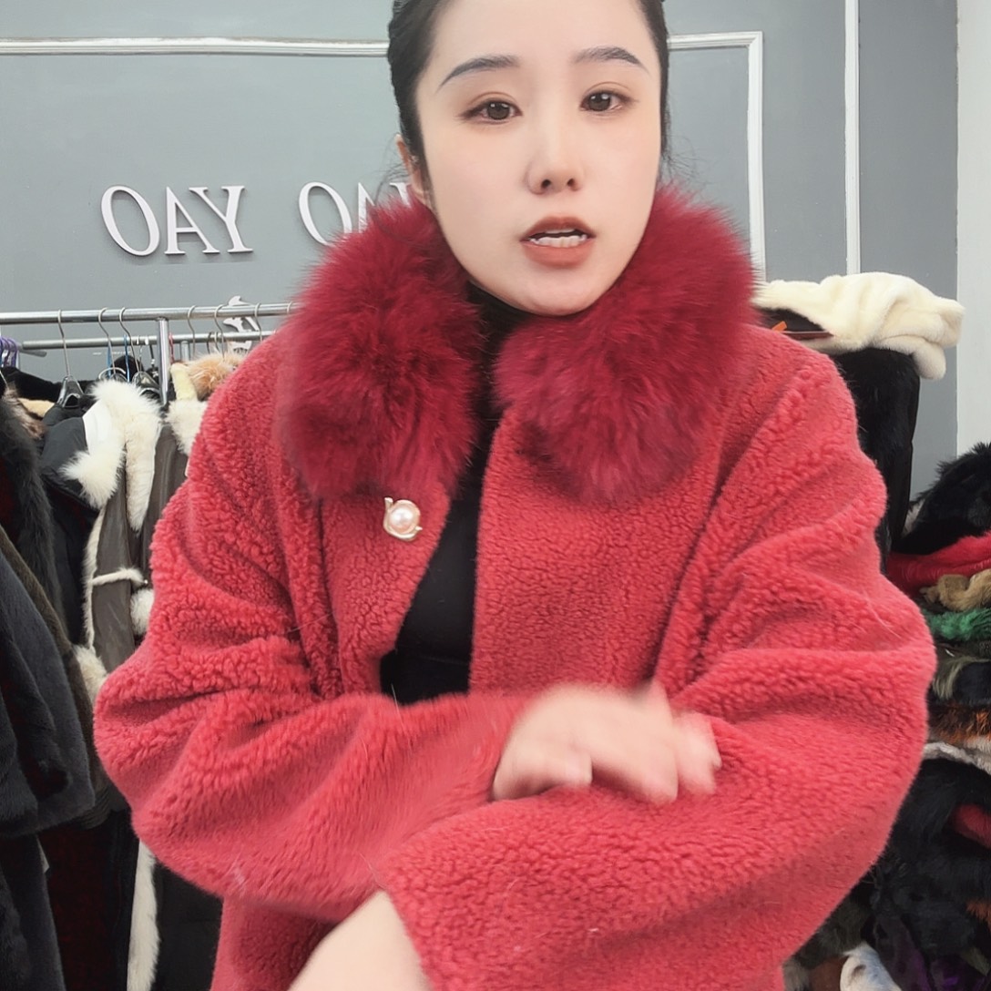 姚小妖家高端皮草