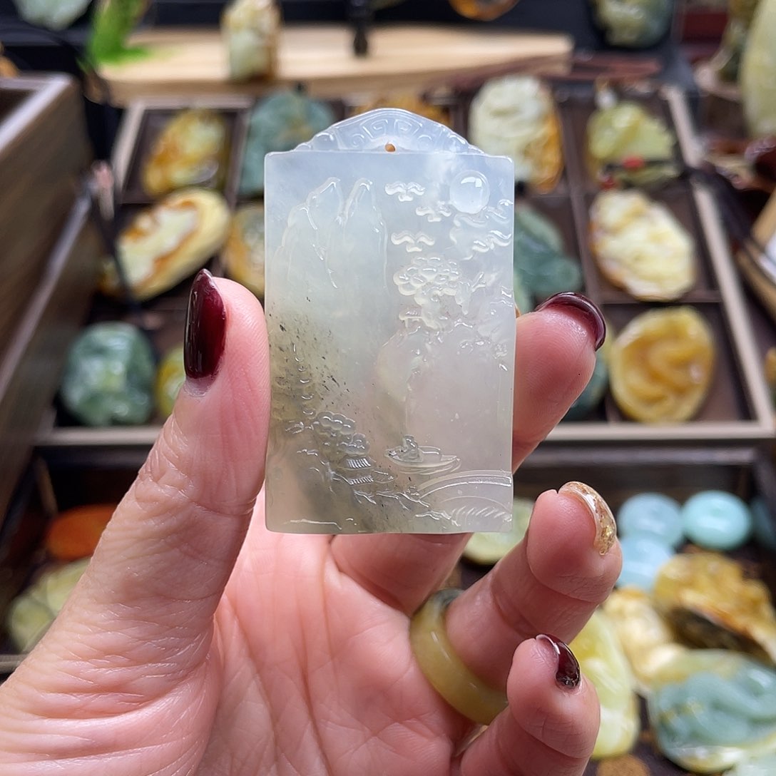 蛇纹石玉颈饰未镶嵌岫玉意境山水