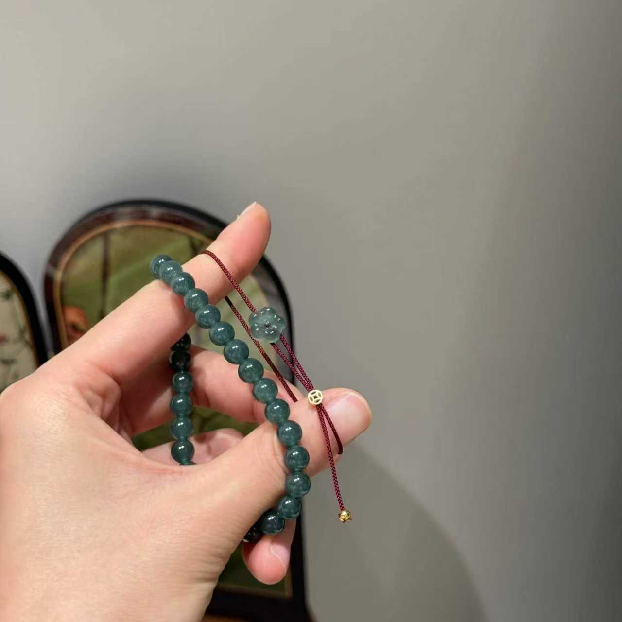 蓝水翡翠小花手绳