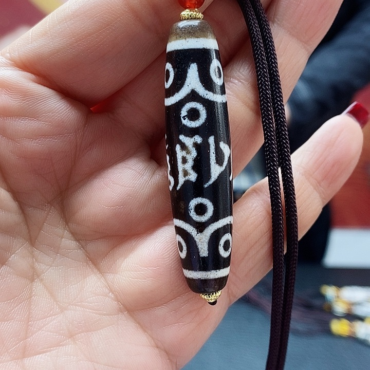 玛瑙/玉髓颈饰合金