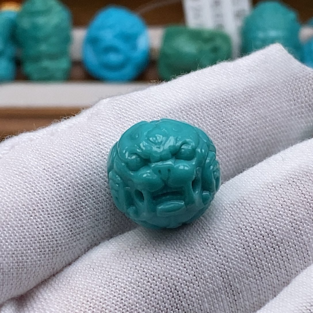 绿松石颈饰未镶嵌沐*