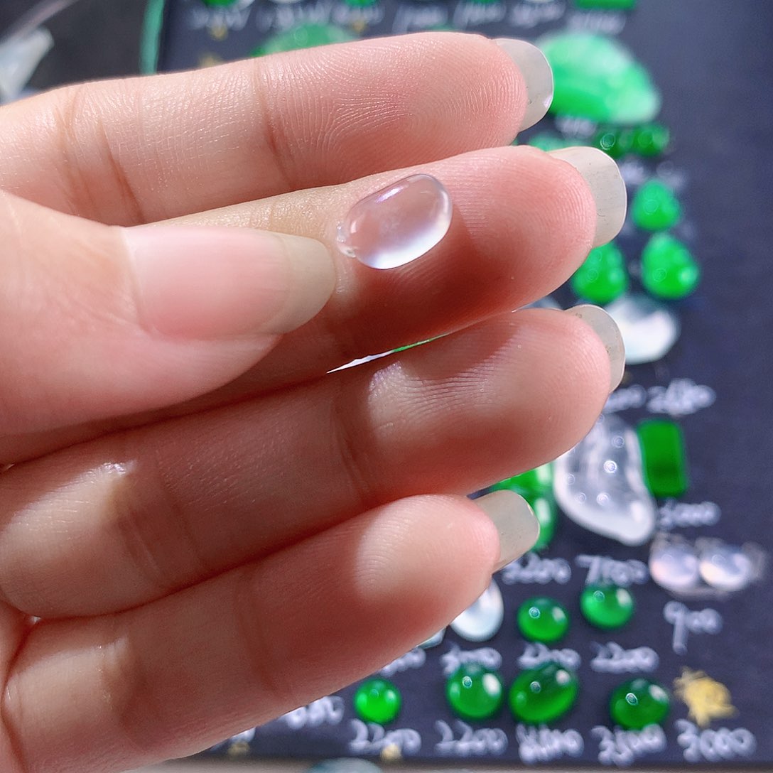 【闪购商品】翡翠颈饰未镶嵌白钢冰瓜