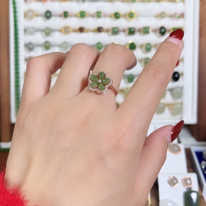 和田玉戒指银S925镀金镶嵌