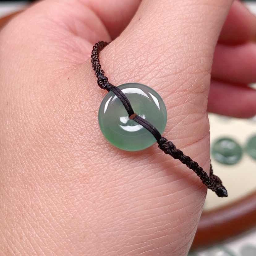 【闪购商品】翡翠吊坠(不含链)未镶嵌