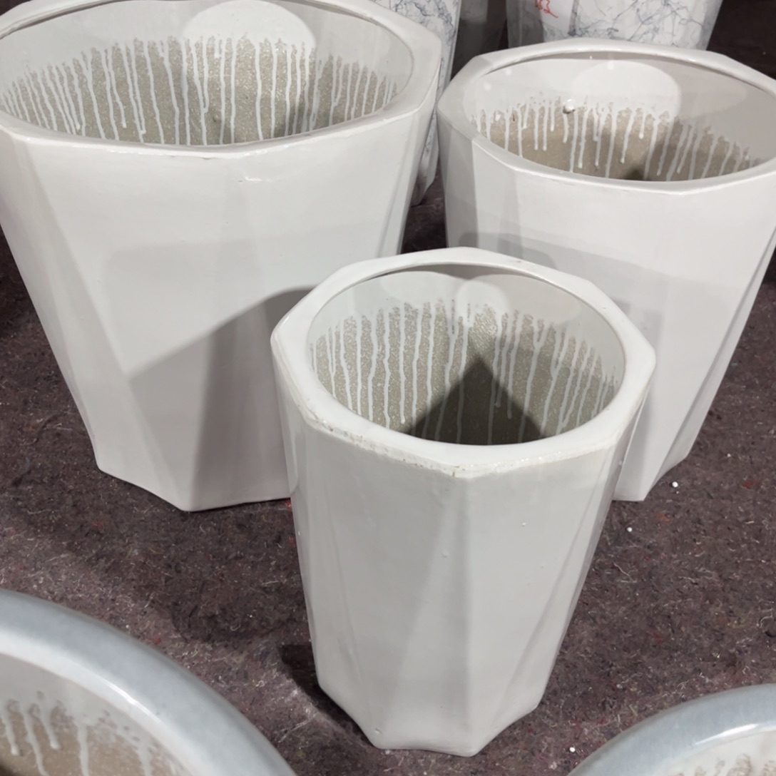 八方白色一套三色花盆