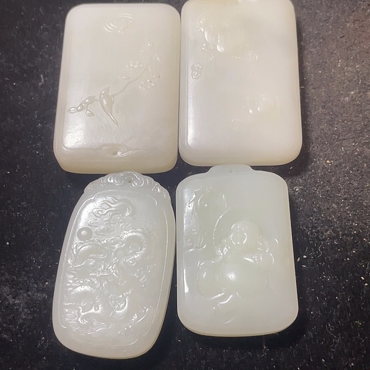 早***国和田玉未镶嵌挂件