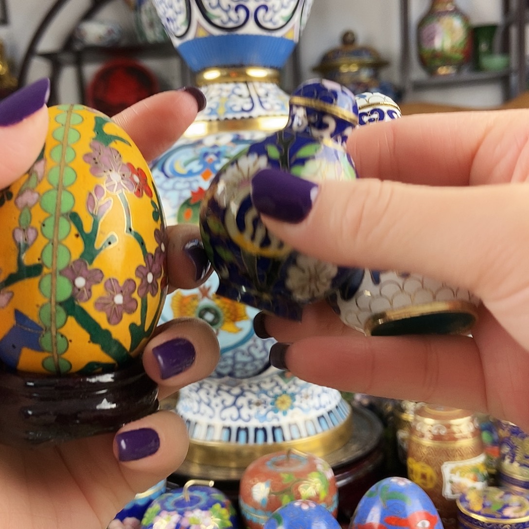 墨***兰铜一个鸡蛋+两个鼻烟壶