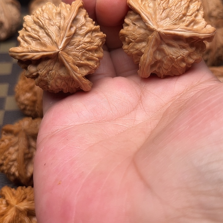 文玩核桃吊坠你们都在