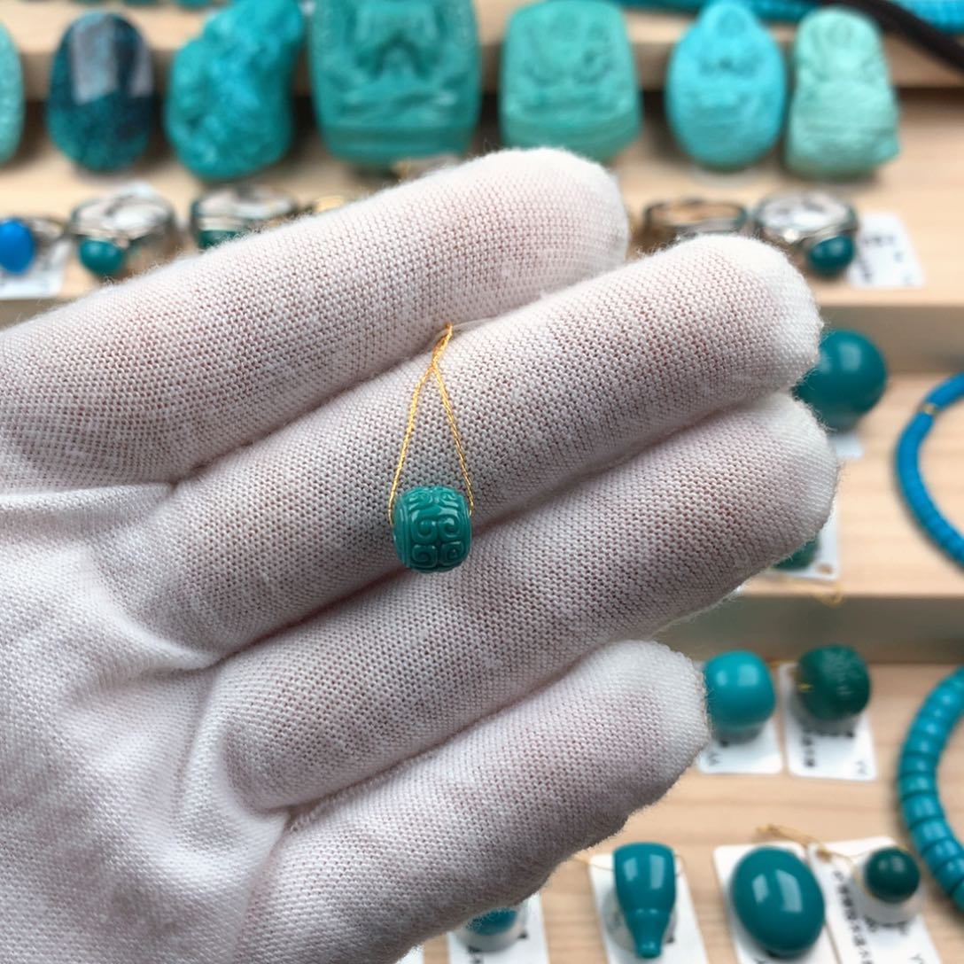 绿松石配饰未镶嵌卡8.2*7.2mm