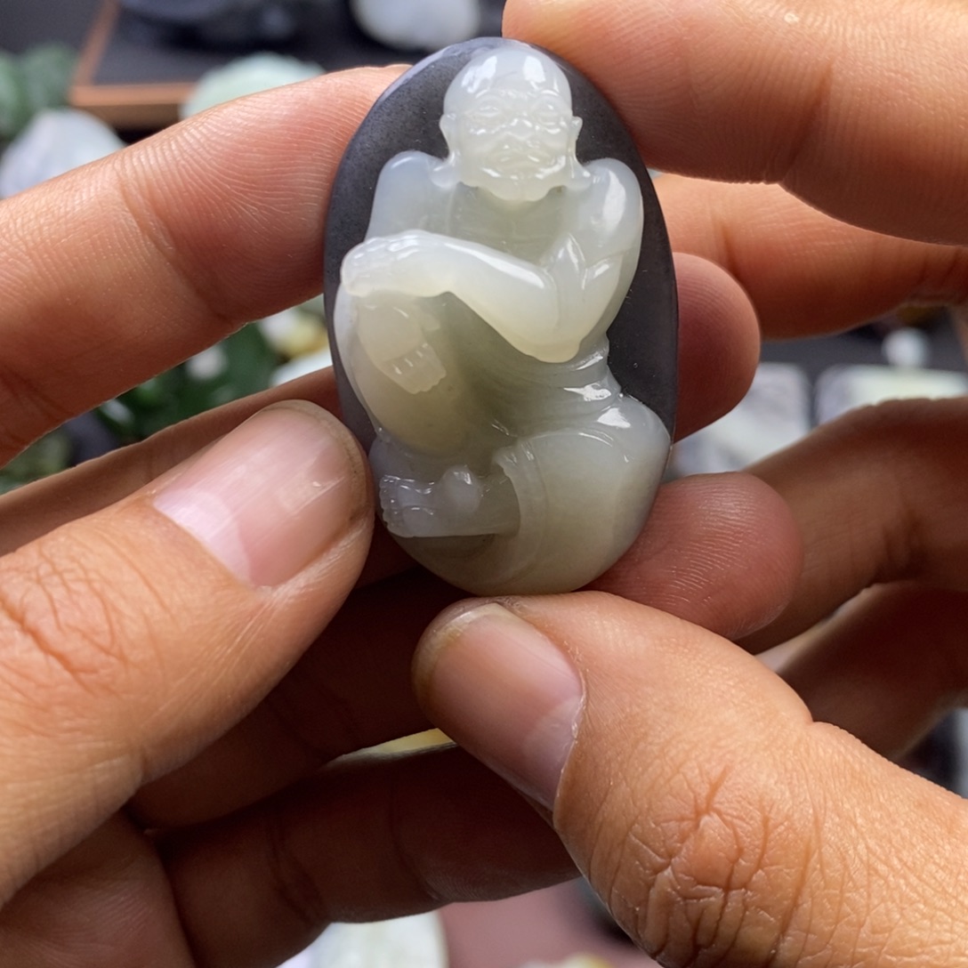 和田玉未镶嵌挂件