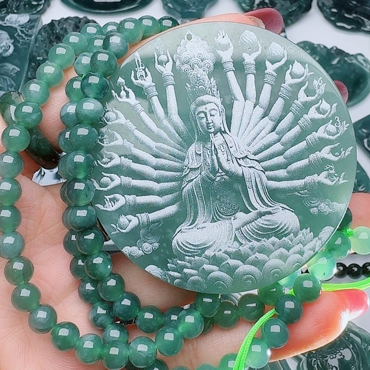 颈饰未镶嵌翡翠天然的A货翡翠多样性发其一