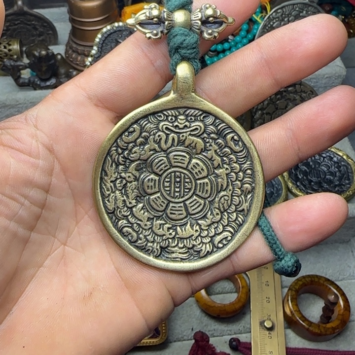 山***娃手串/手链核桃就分局和b个控股股份太过分