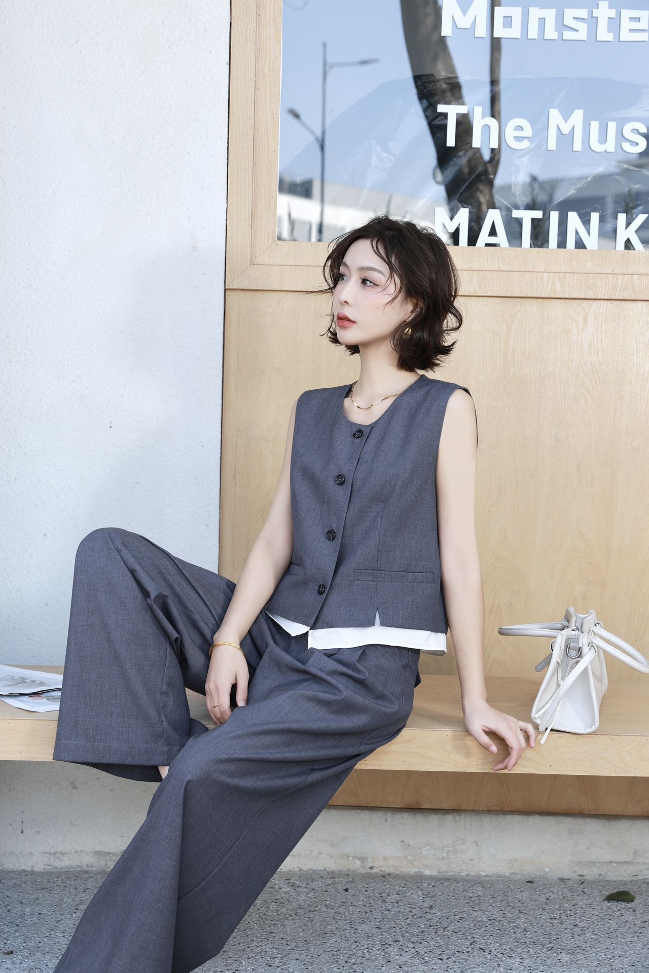 0508-07    女款时尚百搭气质马甲裤子套装（两件套）  WZFQ  65