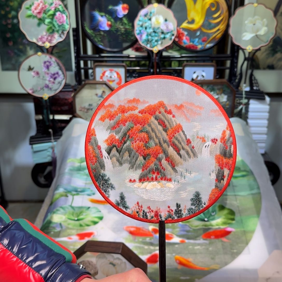 刺绣刺绣工艺精湛