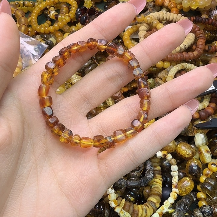 琥珀未镶嵌珠宝奇石