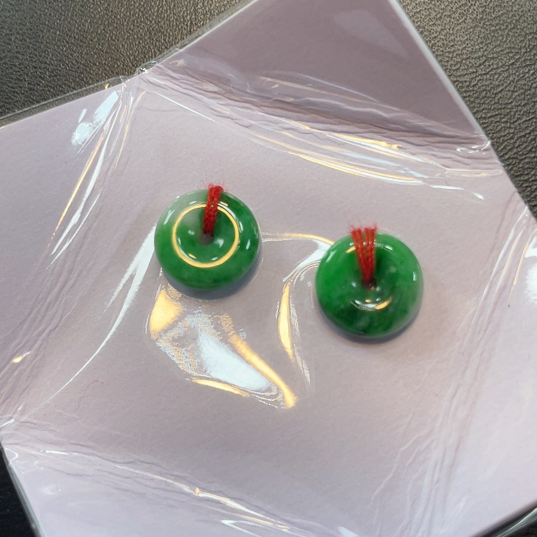 翡翠耳饰未镶嵌天然缅甸翡翠