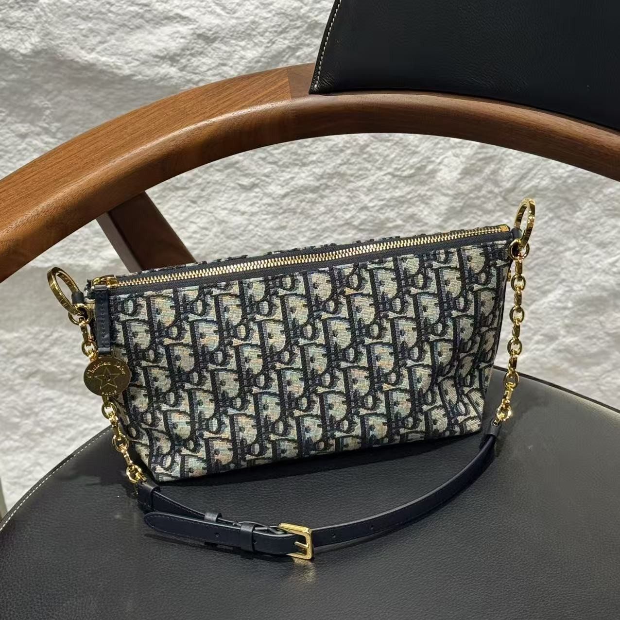 未使用 DIOR/迪奥 贝贝/Dior 链条饭盒包 