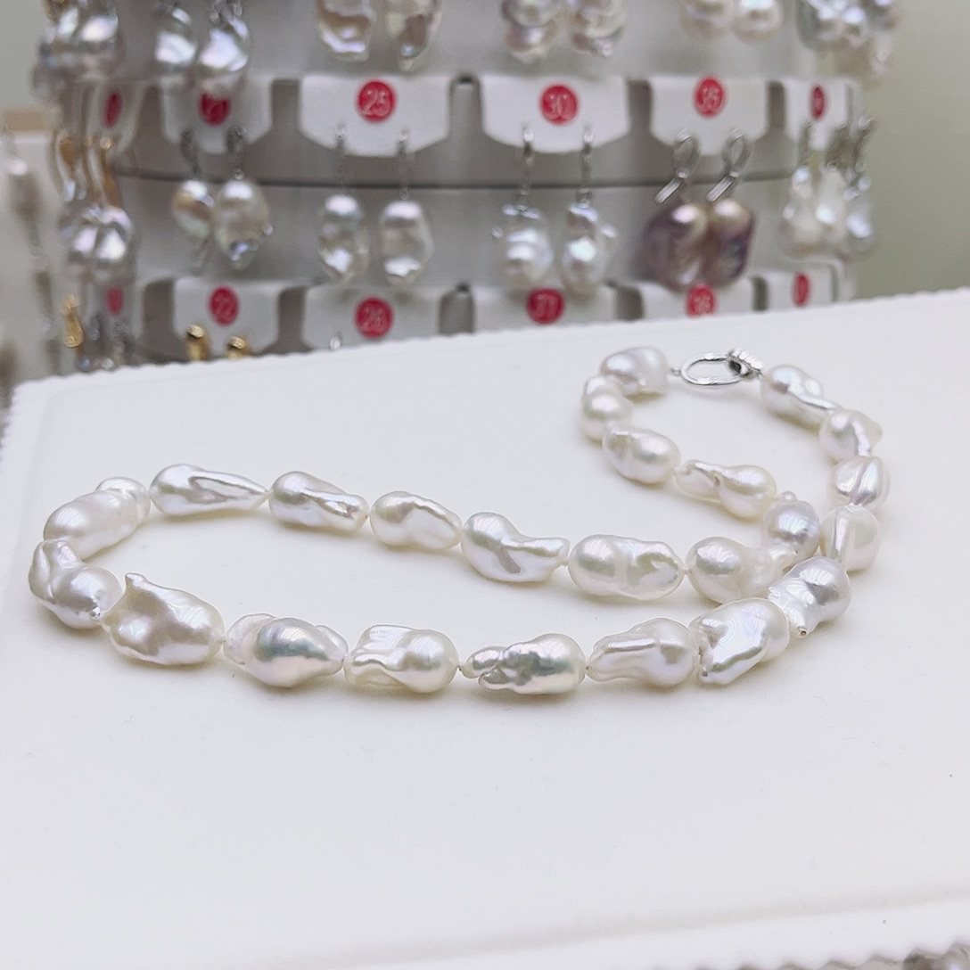 淡水珍珠银S925镶嵌颈饰玫****棋