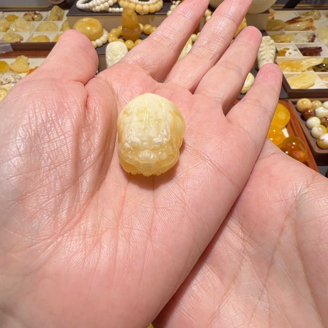 琥珀未镶嵌裸石蜜蜡