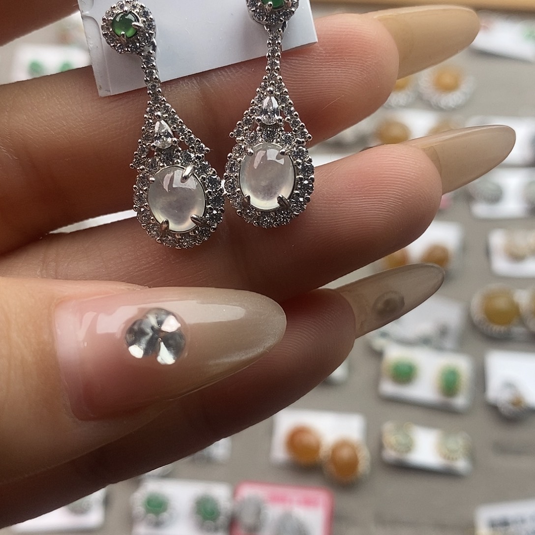 翡翠未镶嵌戒指翡翠