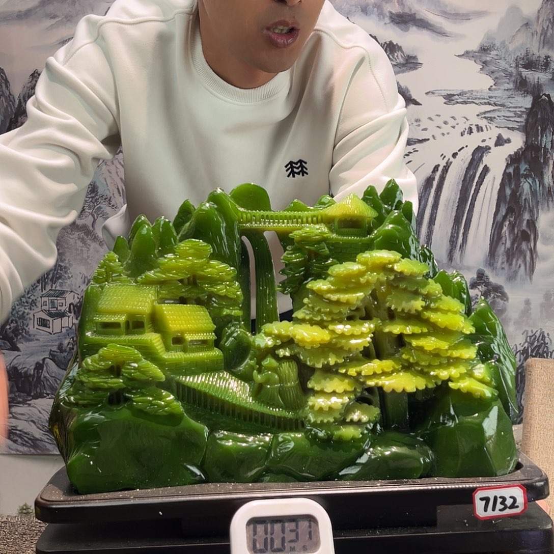 ～***i玉玉摆件绿色带底座