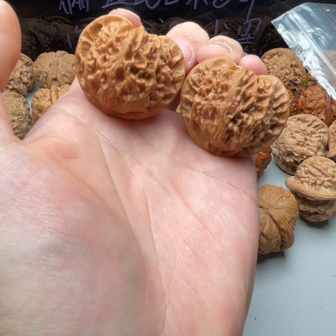 把件核桃39桃心宫灯