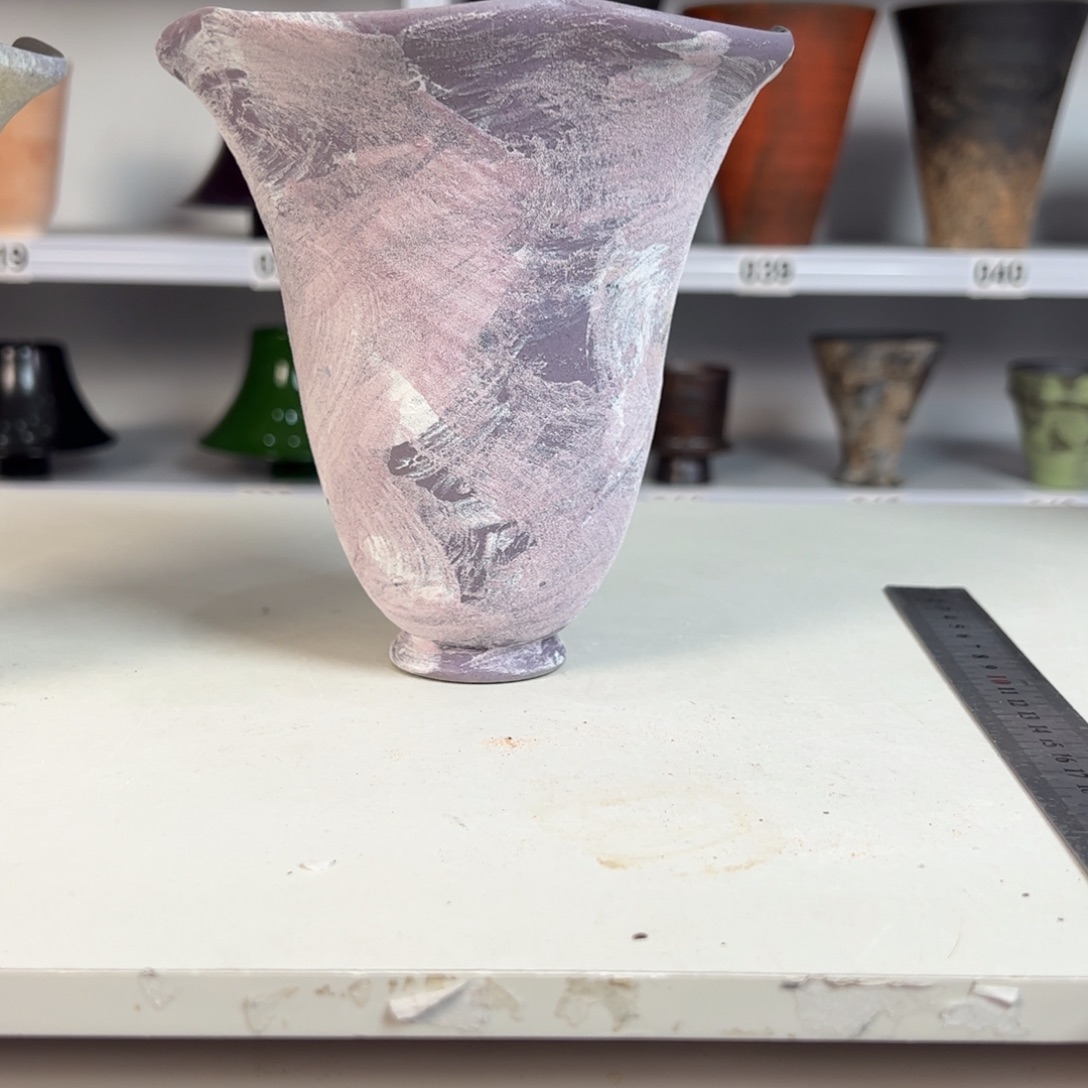 虫***飞景德镇手工花盆有孔