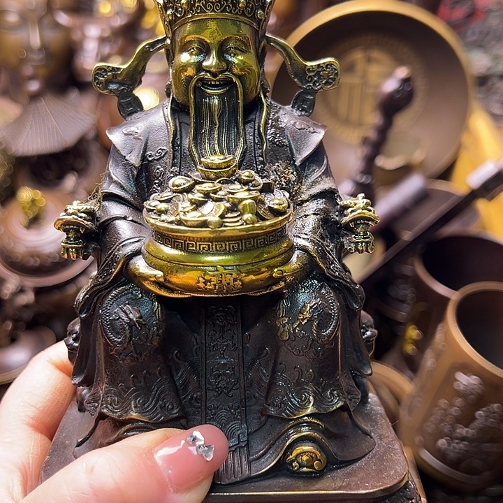 铜133456788986567778