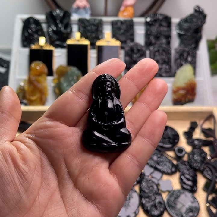 蛇纹石玉颈饰未镶嵌用****7