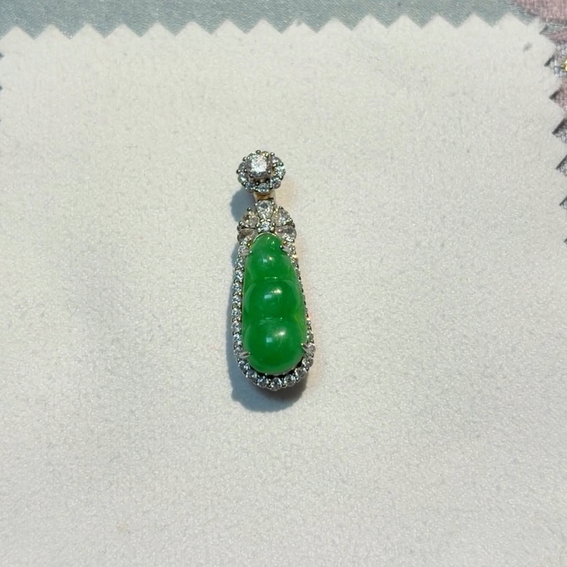 冰种正阳绿翡翠福豆吊坠 天然缅甸翡翠A货 高端正阳绿一手 色正